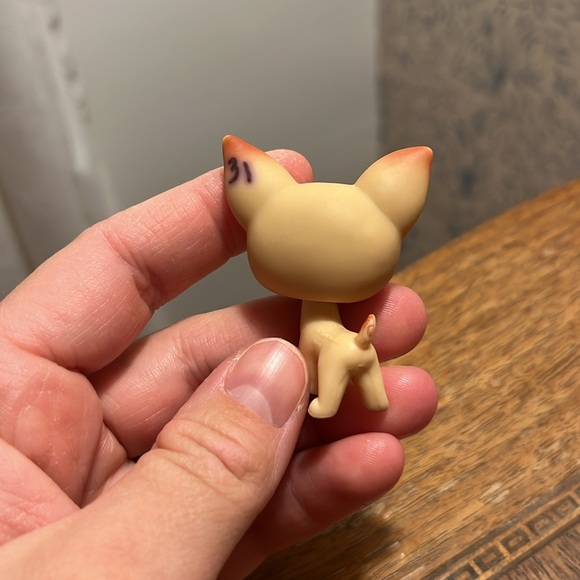 Rare littlest pet shop chihuahua - Picture 3 of 4